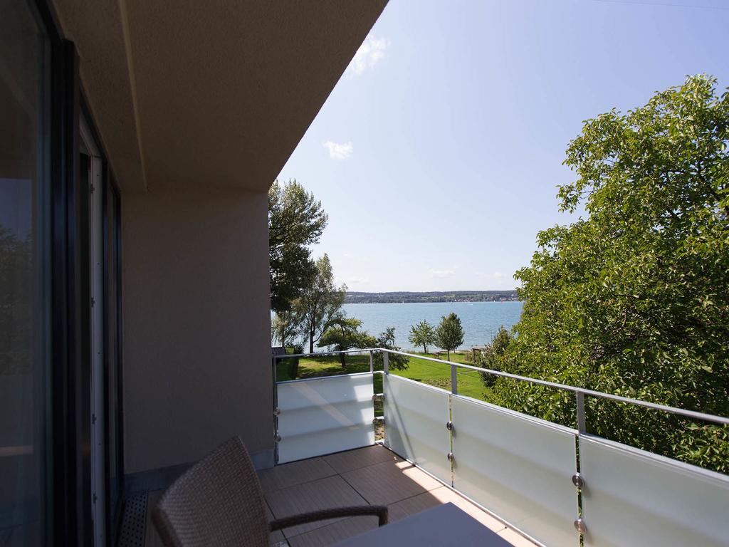 Hotel Seepark Garni Иберлинген Экстерьер фото