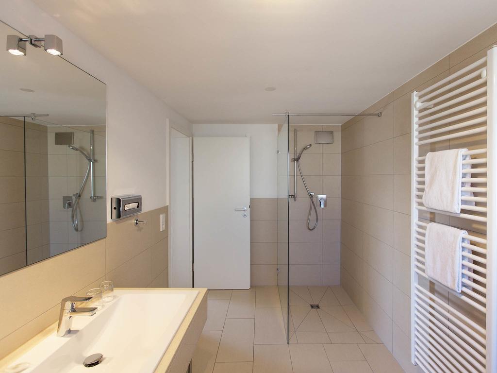 Hotel Seepark Garni Иберлинген Экстерьер фото