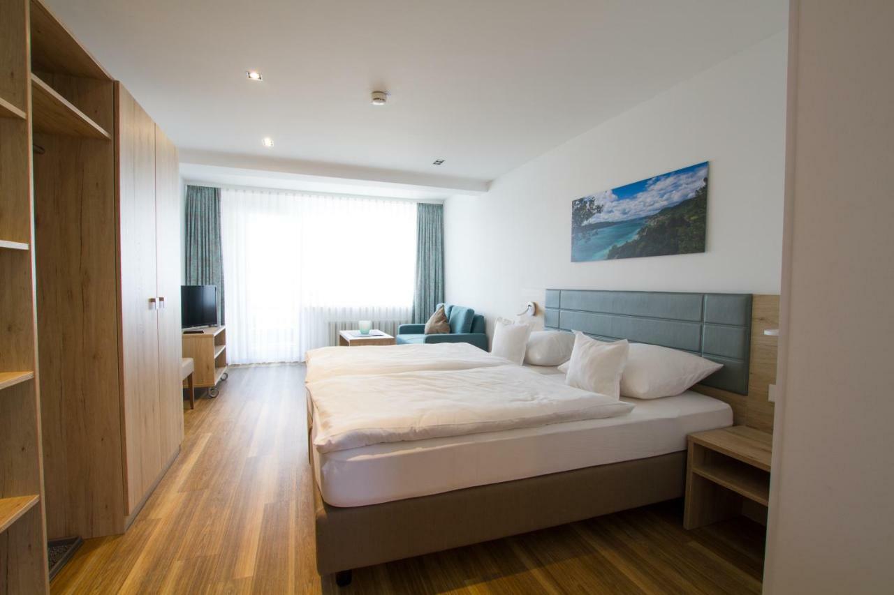 Hotel Seepark Garni Иберлинген Экстерьер фото
